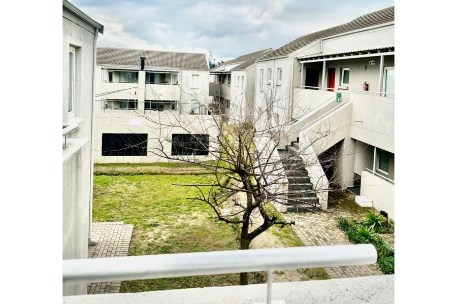 3 Bedroom Property for Sale in Paarl East Western Cape